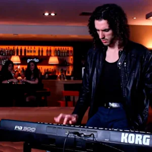KORG PA-300 – Teclado Profesional Arranger - Imagen 9